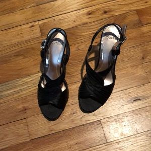 Mootsie Tootsie Black 3 1/2 inch heel